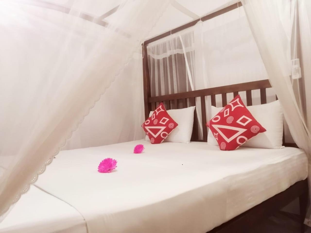 Mountain Heaven Inn Mirissa Ngoại thất bức ảnh