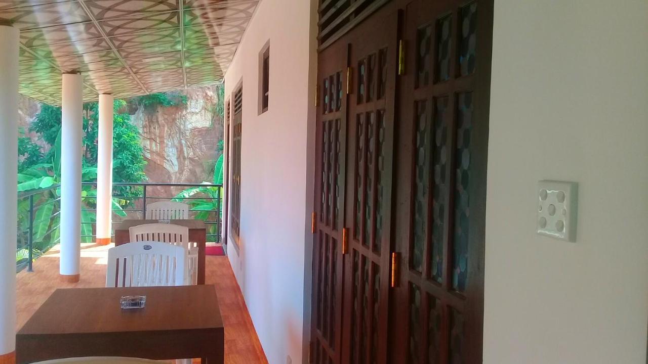 Mountain Heaven Inn Mirissa Ngoại thất bức ảnh