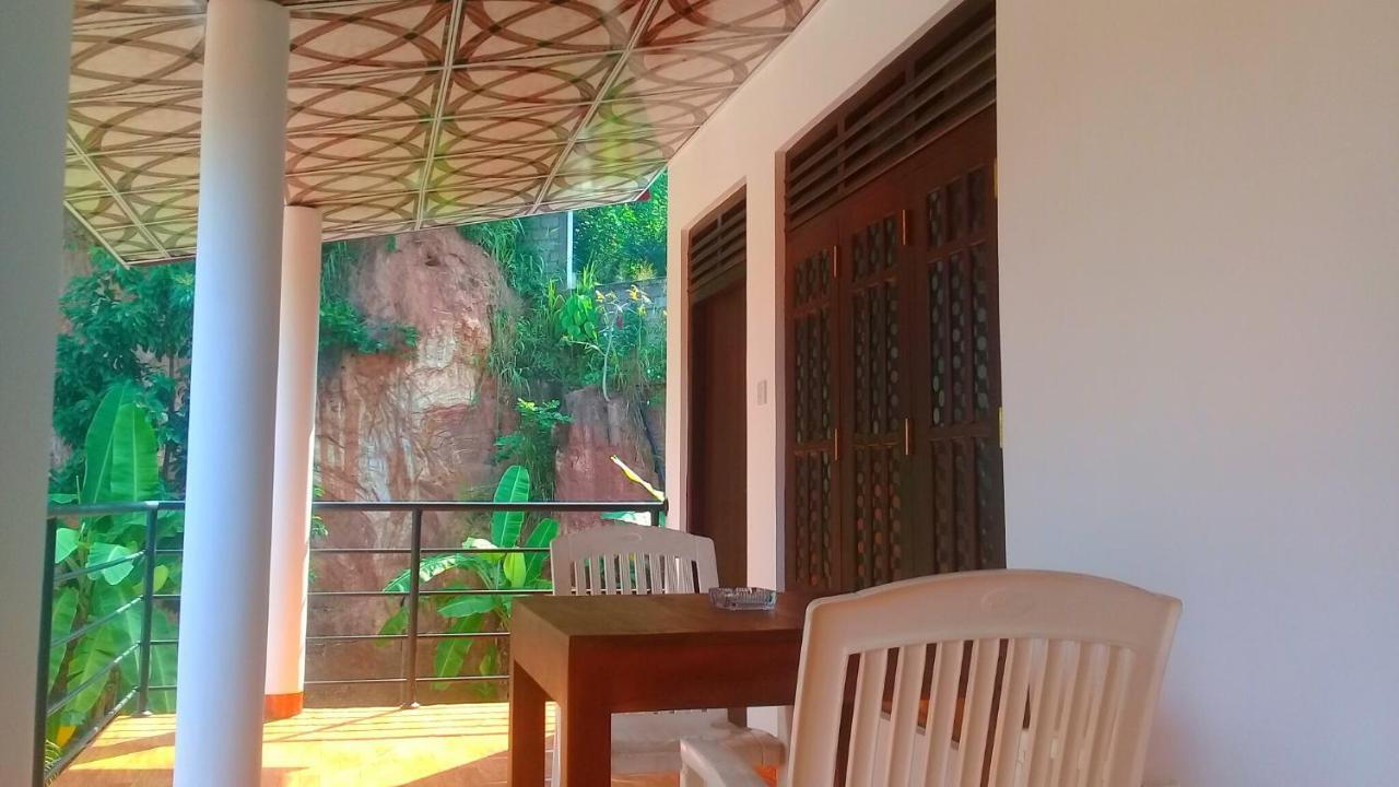 Mountain Heaven Inn Mirissa Ngoại thất bức ảnh